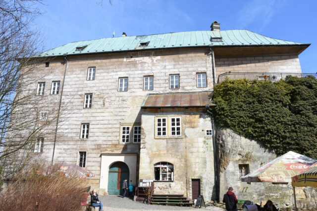Front view of Houska Castle. 