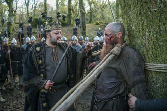 Ivan Kaye and Travis Fimmel as King Ælla and Ragnar Lothbrok in 'Vikings'