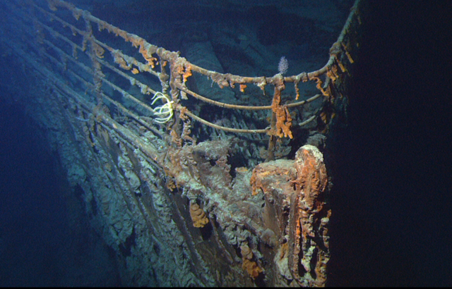 Bow section of Titanic, taken by the ROV Hercules during a June 2004 expedition to the shipwreck.