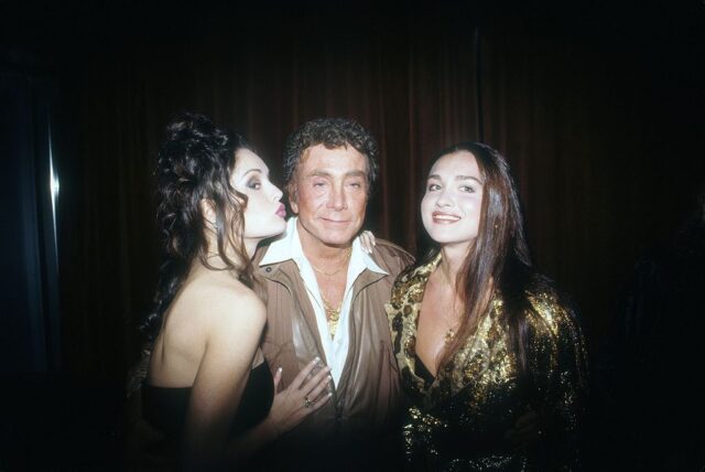 Bob Guccione standing with Sasha Vinni and Leslie Glass