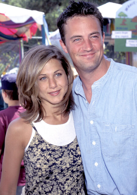 Jennifer Aniston and Matthew Perry posing for a photo together.