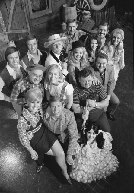 Promotional photo of the cast of 'Hee Haw'