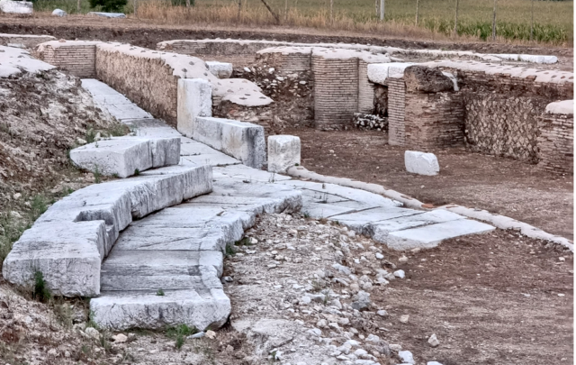 Stone remains of an ancient Roman city.