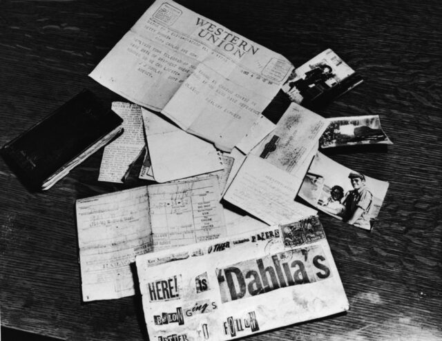 Papers and evidence in the Black Dahlia murder strewn across the ground