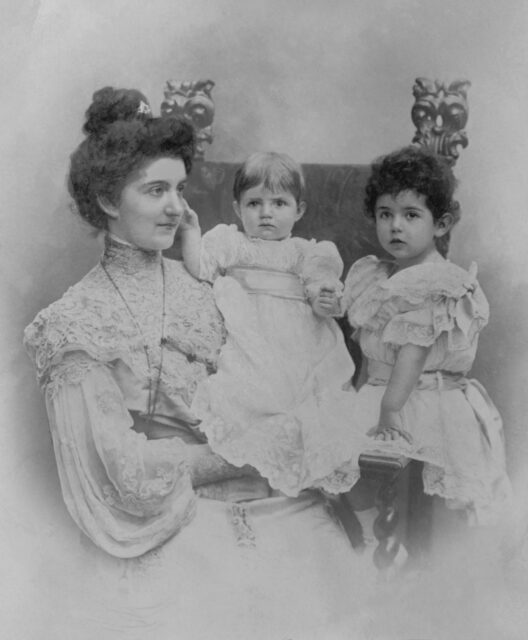 Queen Elena of Savoy with her daughters Yolanda and Mafalda.