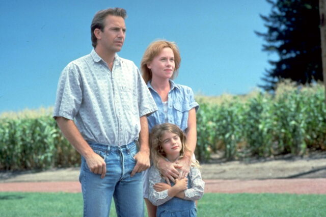 kevin costner, amy madigan still from field of dreams 1989 film