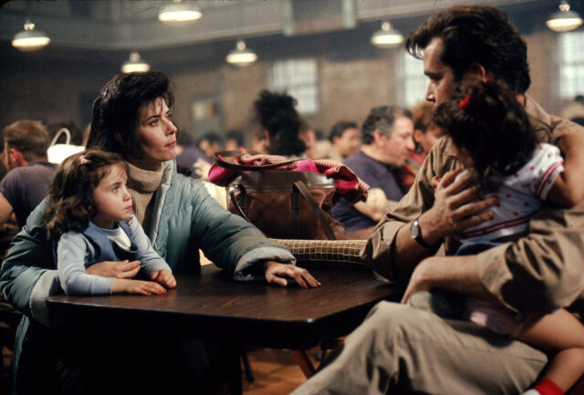 Karen Hill and Henry Hill in Goodfellas with their children.